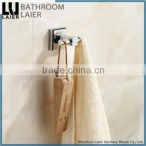 Simple Fancy Design Zinc Alloy Chrome Finishing Bathroom Sanitary Items Wall Mounted Double Robe Hook thumbnail-1