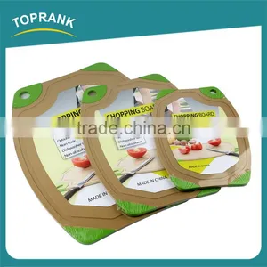 Cheap Wholesale Various Size Kitchen Ware Odourless TPR Serging Durable Plastic Chopping Board thumbnail-1