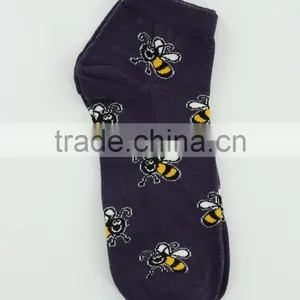 Men Sport Ankle Socks Bulk Wholesales With Cushion Pading on Foot thumbnail-2