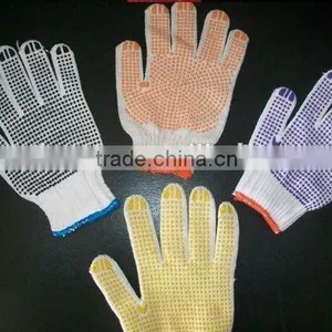 Cotton Glove With Pvc Dots thumbnail-3