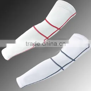 Color Stripe Sporting Arm Compression Sleeve thumbnail-1
