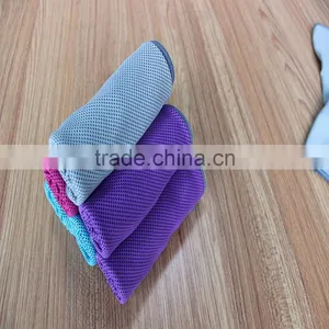 China Sport Sweat Absorbing Towel Custom Microfiber Gym Towel thumbnail-4