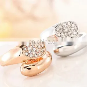 2017 New Arrival Luxury Wedding Rings Jewelry Geometry Shape CZ Ring Feminino Bijoux thumbnail-5