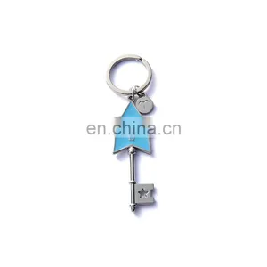 Wholesale Custom Design Cheap Metal Start Keychain for Girl thumbnail-1
