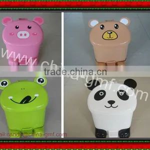 Kid Small Plastic Dustbin With Foot Pedal thumbnail-1