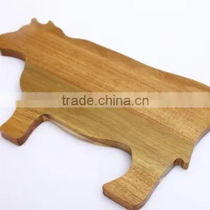 Dishwasher Safe Animal Shape Acacia Wood Kitchen Cutting Board thumbnail-2