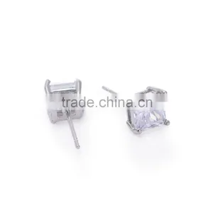 Wholesale Clear Cubic Zirconia Square Design Stud Earrings thumbnail-4