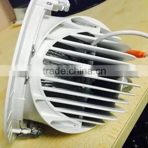 360 Degree Rotatable Aluminum Alloy COB LED Trunk Light 30W for Gallery 220VAC thumbnail-5