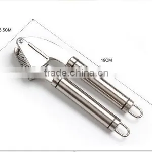 Hot Sale Stainless Steel Garlic Press thumbnail-2
