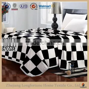 Manufactory Wholesale Home Designs Home Textile Thick Coral Fleece Blankets Cheap Totoro Blanket thumbnail-6