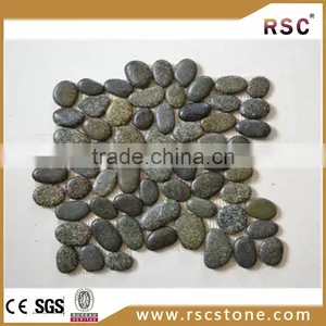 Natural Pebble Stone Paver thumbnail-1