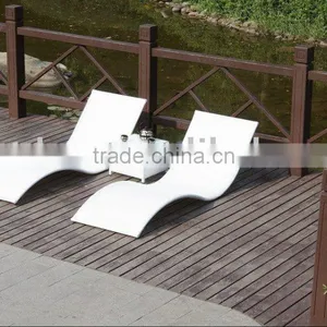 Rattan Beach Lounge thumbnail-1