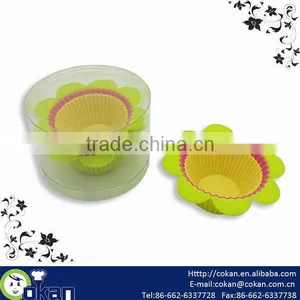 High Quality Food Grade 9pcs Flower Shape Silicone Cupcake Mold Set thumbnail-1