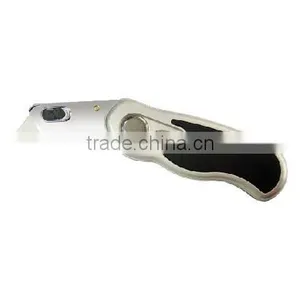 Folding Utiltiy Knife thumbnail-1