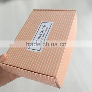 2017 New Year Fashion Gift Shipping Box Factory Custom Design thumbnail-2