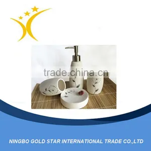 Cheap Porcelain Ceramic Bathroom Set thumbnail-1