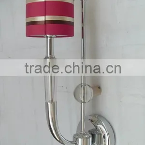 Brass Wall Lamp thumbnail-1