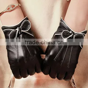 Women Classy Motorcycles Leather Driving Gloves thumbnail-1