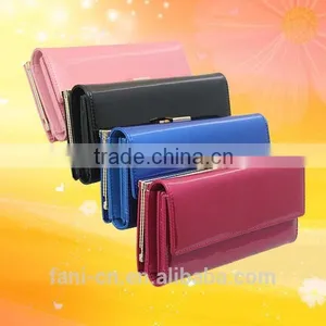 Luxury Style Cute Rhinestone Clutch Leather Travel Wallet and Purse for Women With Elegant Apperance thumbnail-2