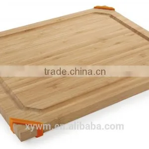 Bamboo Silicone Corner Grip Cutting Board thumbnail-2