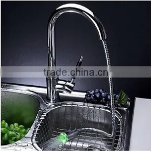 China Sanitary Chrome Surface Finished Kitchen Faucet thumbnail-3