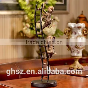 Christmas Decoration Plastic Figure Table Decor Polyresin Monkey Sculpture thumbnail-2