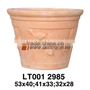 Vietnam Modern Curved Pattern White Wash Terracotta Planter thumbnail-1