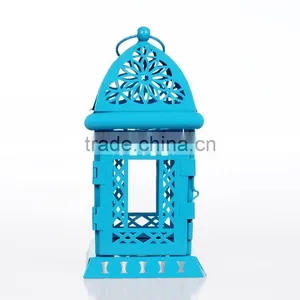 Romantic European Iron Candle Holders for Home/ Wedding Decoration European Classical Hollow Iron Candlestick/ Lamp Holder thumbnail-1
