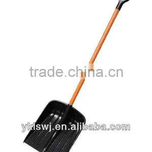 14.2" Plastic Snow Shovel With Wooden Handle LS-6018 thumbnail-1
