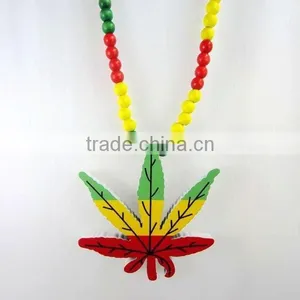 Fashion Acrylic Wood Ceramic Necklace Maple Leaf Shape thumbnail-2