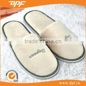 Disposable 100% Cotton With Beautiful Embroidery Hotel Slippers thumbnail-3