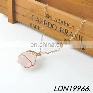 Gold Chian Rose Quartz Necklace Simple Raw Pink Crystal Pendant Rhinestone Necklaces thumbnail-2