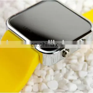 New Arrival Kids Watch Colored Silicon Wrist Watch Led Watch thumbnail-3