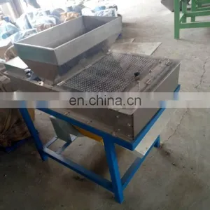 Hot Sale Dry Type Peanut Peeling Machine and Groundnut Red Skin Removing Machine thumbnail-4