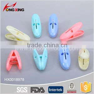 Colorful Plastic Clothes Pegs Set for Underware 20 Pegs thumbnail-5