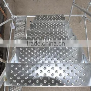 Adjustable Platform Ladder thumbnail-1
