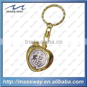 Souvenir Customized 3D Heart Shape Metal Golden Key Chain thumbnail-1