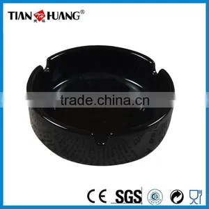 Wholesale Classical Round Black Ceramic Ashtray thumbnail-1
