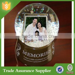 Memories Digital Photo Frame Water Globe thumbnail-3