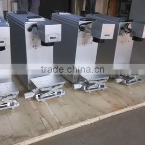 FLDJ Mini 10w Fiber Laser Marking Machine for Metal / Pen Laser Marker Machine thumbnail-4