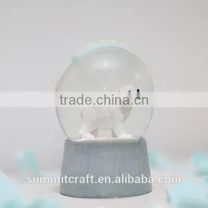 Funny Blowing Snow Polar Bear Snow Globe thumbnail-3