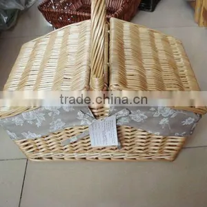 Empty Wicker Gift Basket With Lid and Handle thumbnail-1