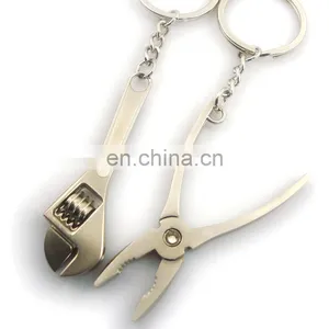Wholesale Bulk Customized Men Personalized Engraved Keychains For Couples thumbnail-5
