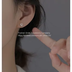 Rose Earrings thumbnail-1