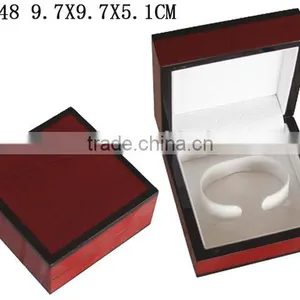 Elegant Glossy Lacquered Wooden Jewelry Ring Pendant Necklace Boxes Manufacturers China W149 thumbnail-3