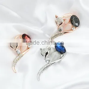 New Alternative Super Cute Jewelry Double Fox Full Diamond Brooch Buckle Shawl thumbnail-6