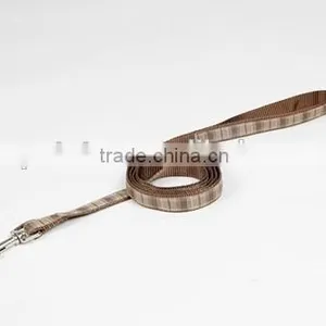 High Quality Durable Nylon Material Retractable Dog Leash thumbnail-2