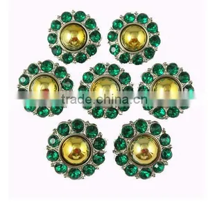 Hot Sale Wholesale Retail Sewing Button Acrylic Rhinestone Button With Shank Pearl Christmas Button For DIY Flower Center thumbnail-4