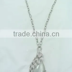 Costume Long Necklace thumbnail-1