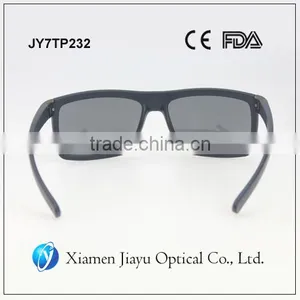 Popular Classic Polarized Sunglasses for Men thumbnail-5